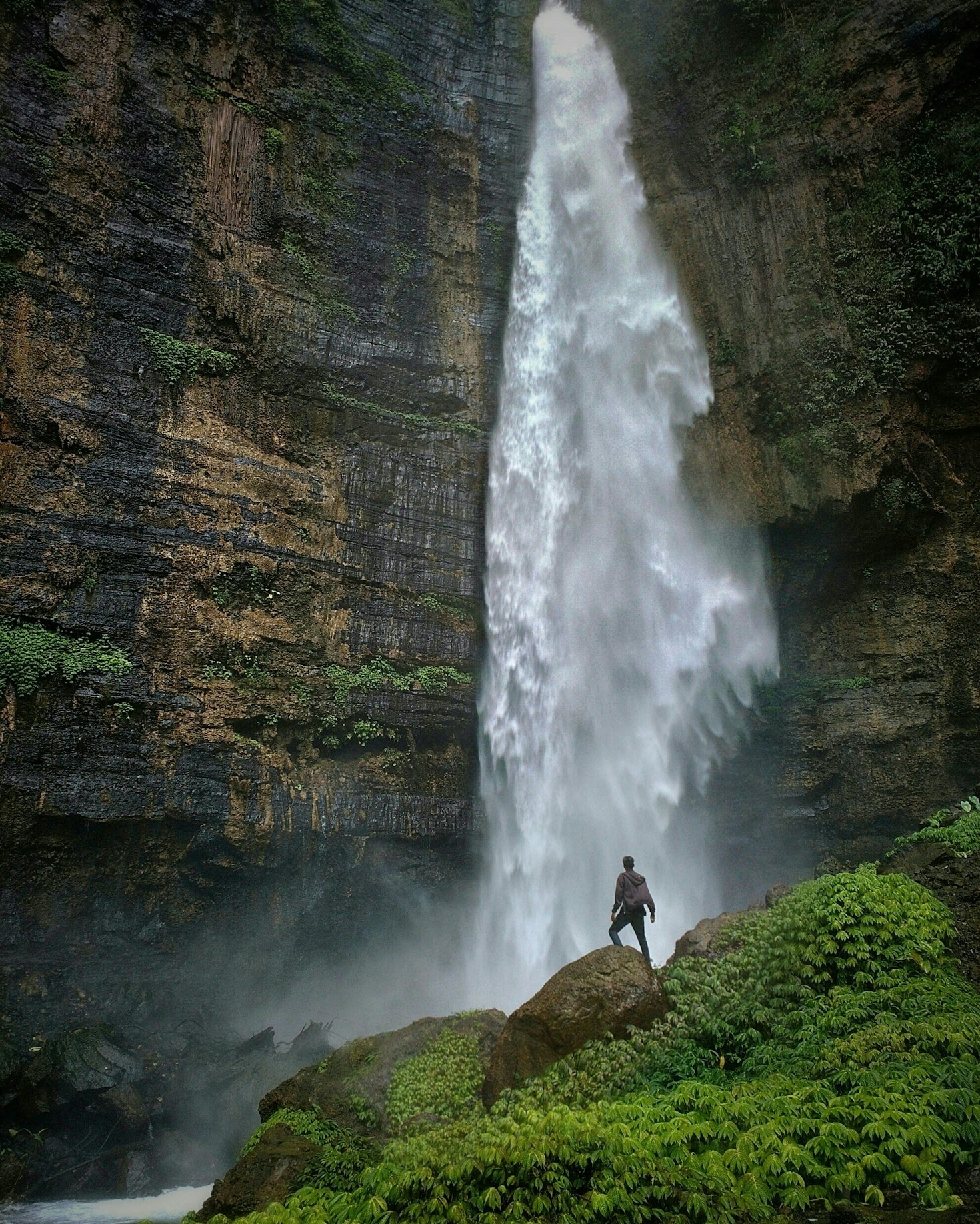 Exploring Authentic Experiences Across Chinese Regions